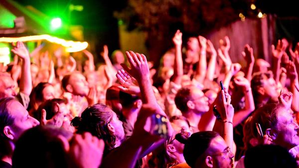 Schwungvoller Auftakt zum Bardentreffen.