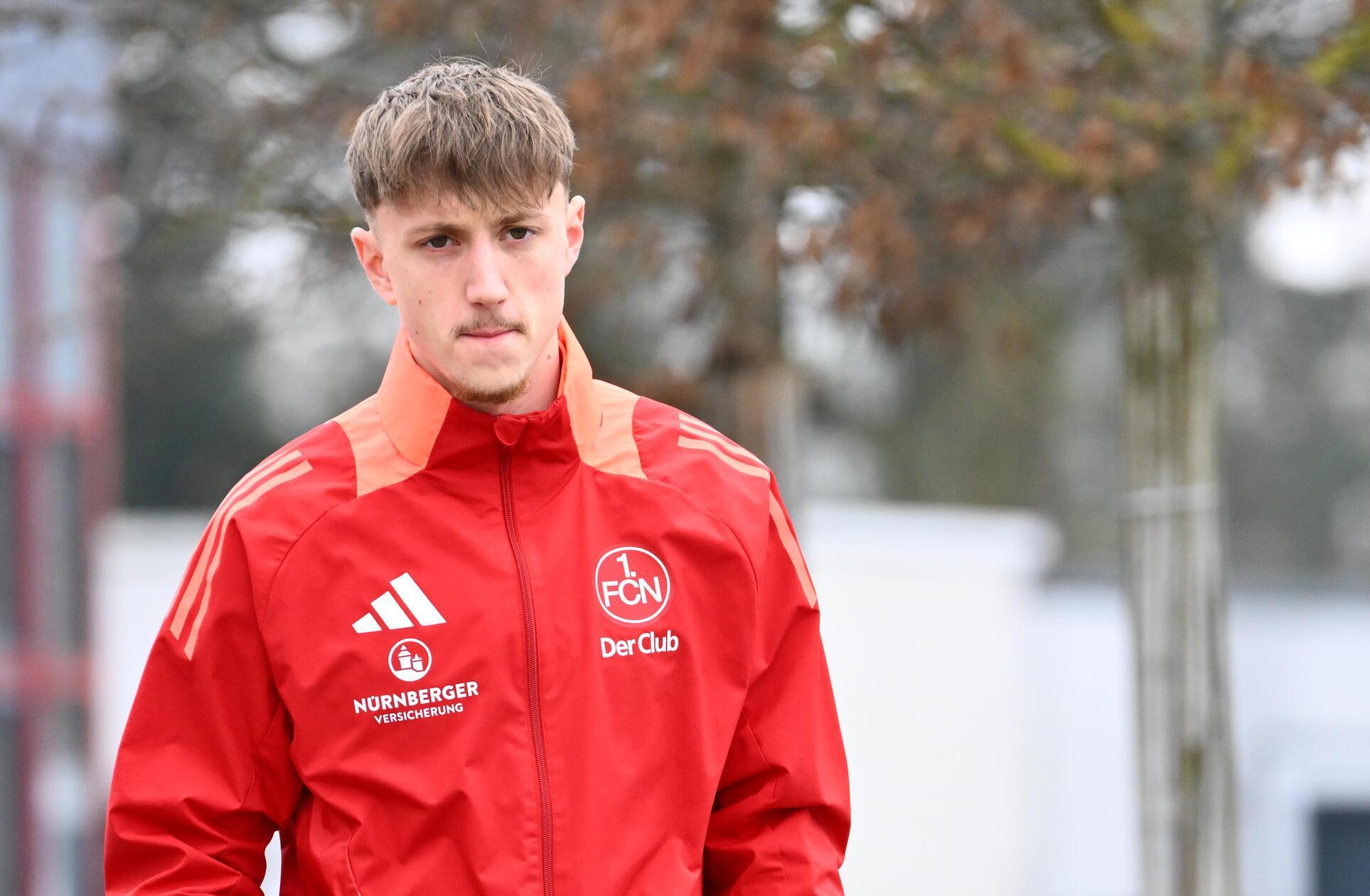 Neue Gesichter und junge Talente: Mit diesem Kader geht der Club in die ...