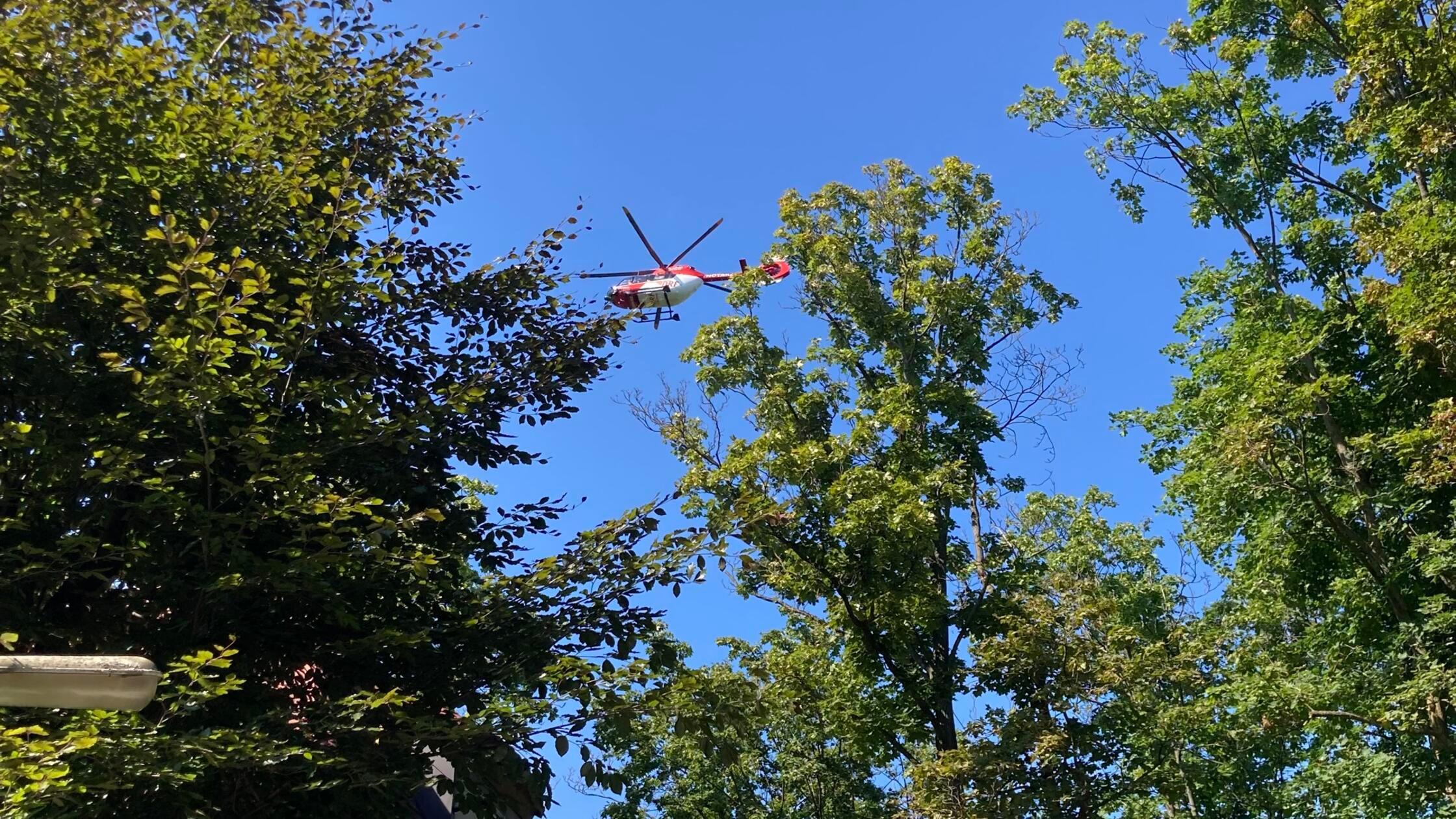Hubschrauber kreist über Fürther Stadtpark Das war der Grund