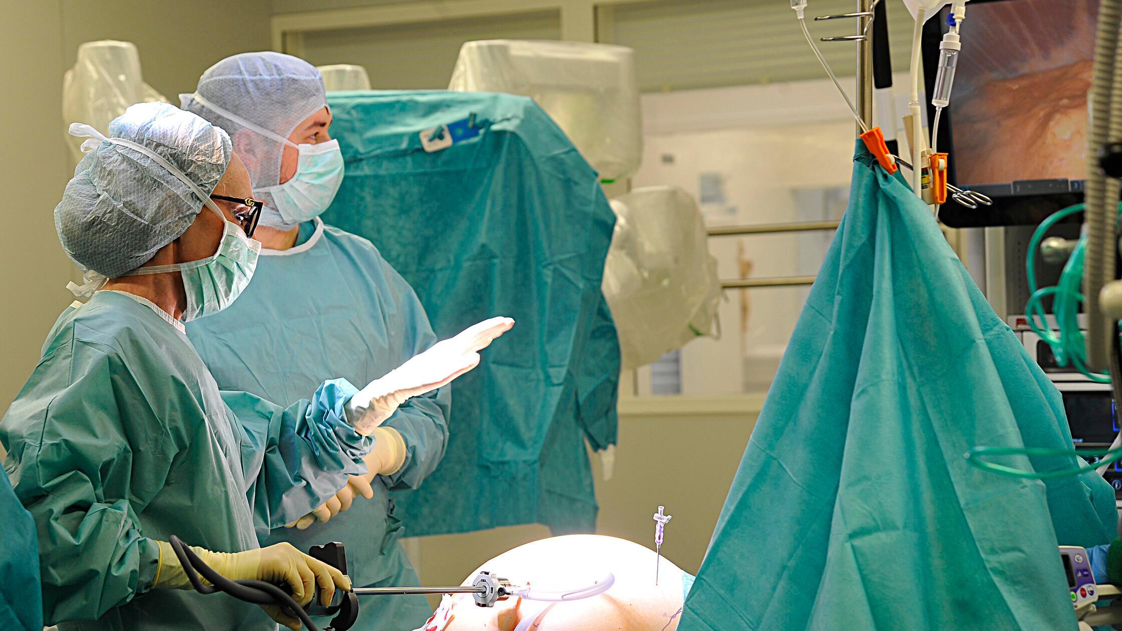 OP-Roboter DaVinci: Das passiert mit den Patienten im Klinikum Neumarkt