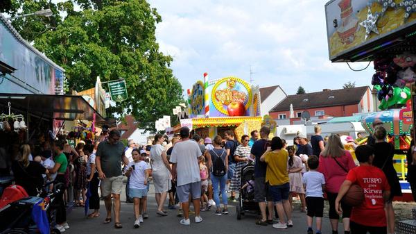 Von Mittwoch, 31. Juli, bis Sonntag, 4. August, zieht das bunte Treiben der Kirchweih in den Stadtteil Ziegelstein ein. Es erwartet Sie heitere Stimmung mit Live-Musik, einem Kärwazug, kalten Getränken, deftigen Speisen und vielem mehr.