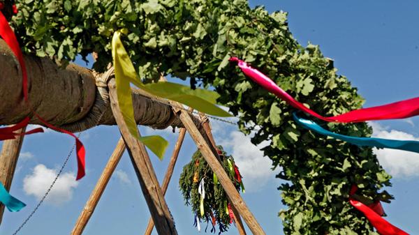 In Worzeldorf wird vom Freitag, 2. August, bis zum Montag, 5. August, die Kirchweih gefeiert. Mit dem bunten Festbetrieb, Speis und Trank und jeder Menge Unterhaltung lockt sie jedes Jahr zahlreiche Gäste an.