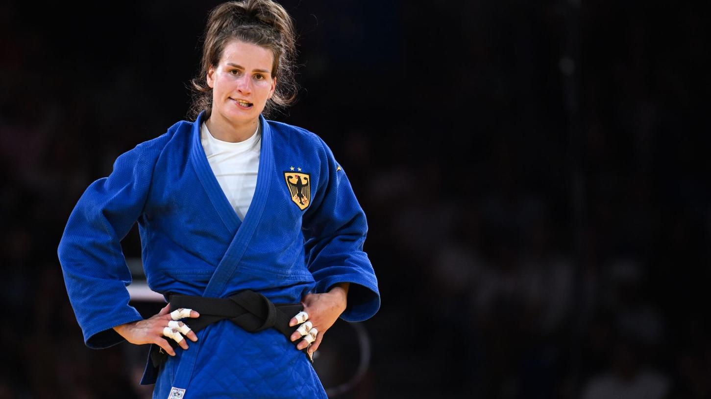 Anna-Maria Wagner reagiert total enttäuscht auf die verpasste Olympia-Medaille. Anna-Maria Wagner reagiert total enttäuscht auf die verpasste Olympia-Medaille.