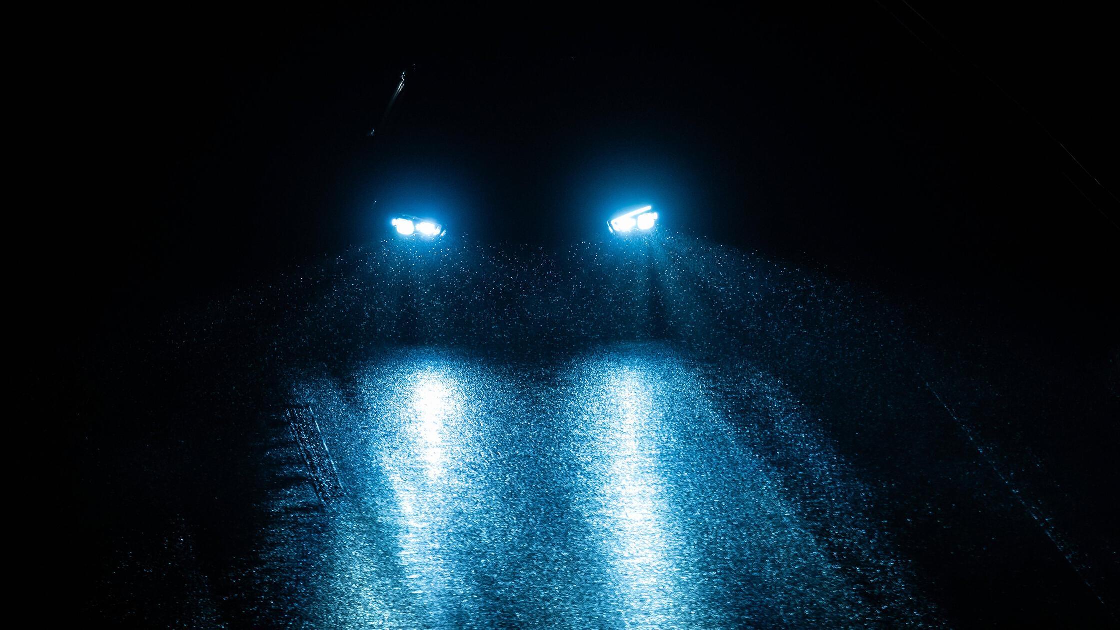 Er lag nachts in Neumarkt auf der Stra&szlig;e: Unfall-Update der Polizei zu einem &uuml;berrollten 27-J&auml;hrigen