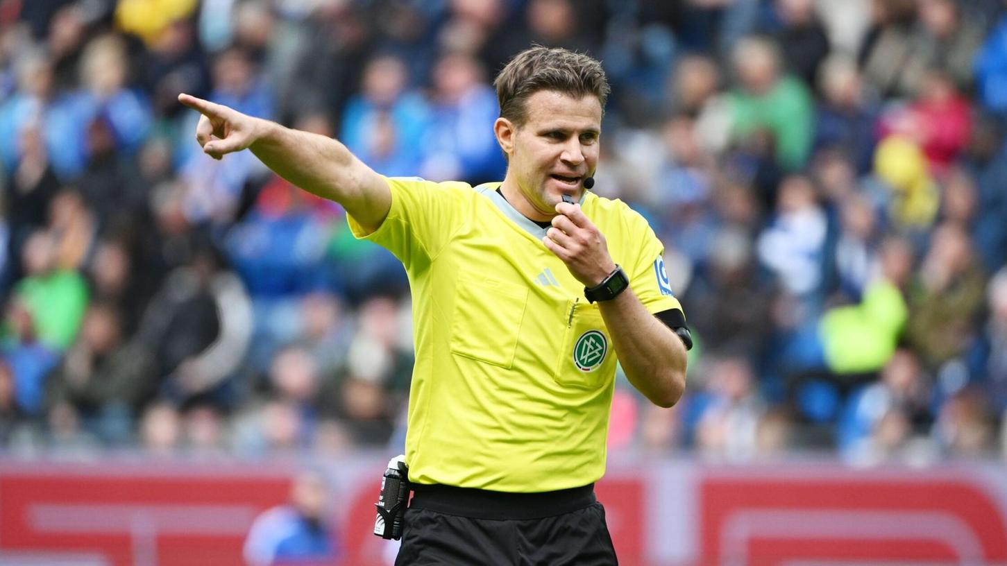 Felix Brych steht weiter als Schiedsrichter zur Verfügung. Felix Brych steht weiter als Schiedsrichter zur Verfügung.