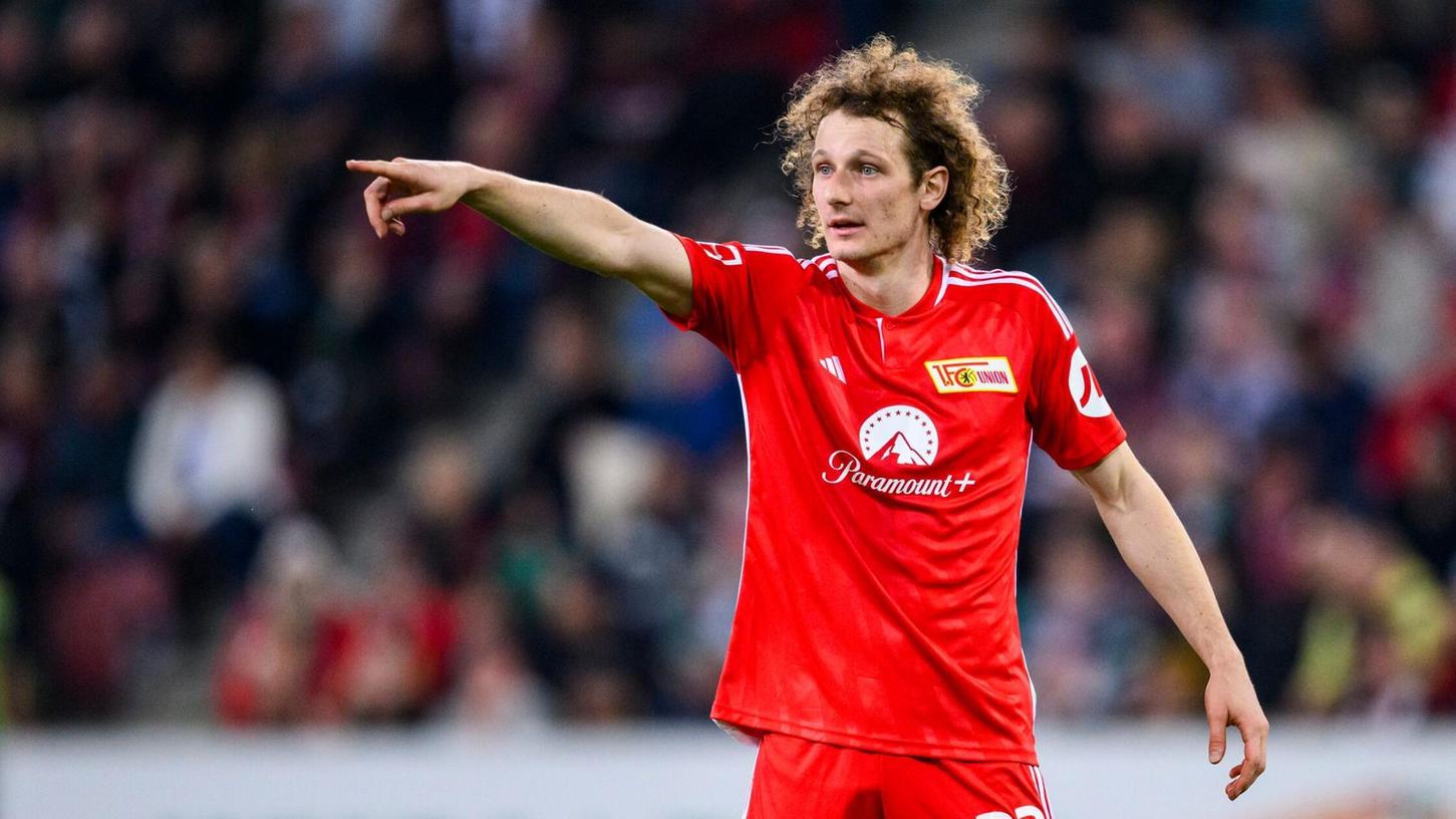 Wird künftig in Spanien auf dem Platz stehen: Alex Král. Wird künftig in Spanien auf dem Platz stehen: Alex Král.