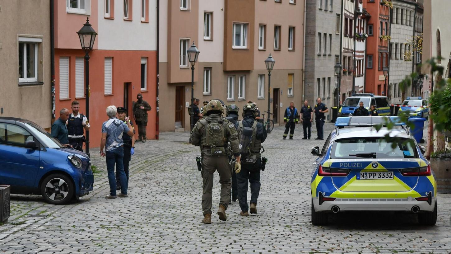 Zeitweise waren Teile der Altstadt Nürnberg gesperrt. Zeitweise waren Teile der Altstadt Nürnberg gesperrt.