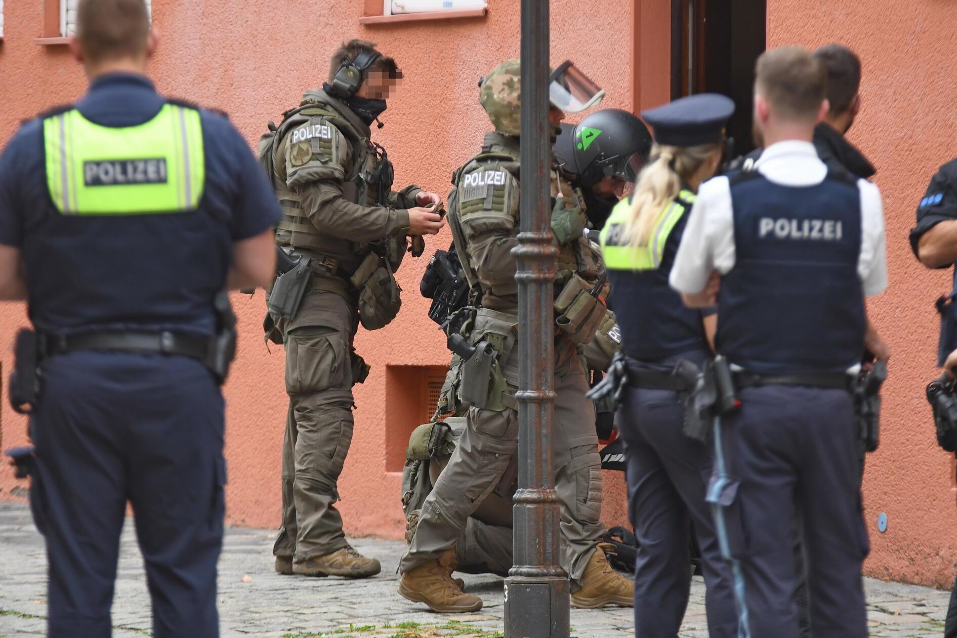 Mitten in N&uuml;rnberg: SEK und USK an Gro&szlig;einsatz in der Altstadt beteiligt