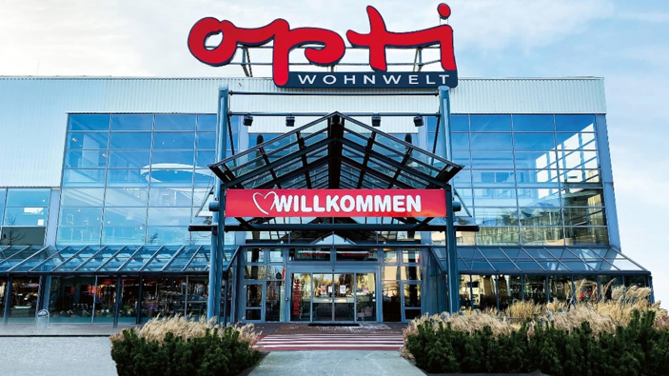 Opti-Wohnwelt in Nürnberg schließt: Räumungsverkauf nach Insolvenz startet