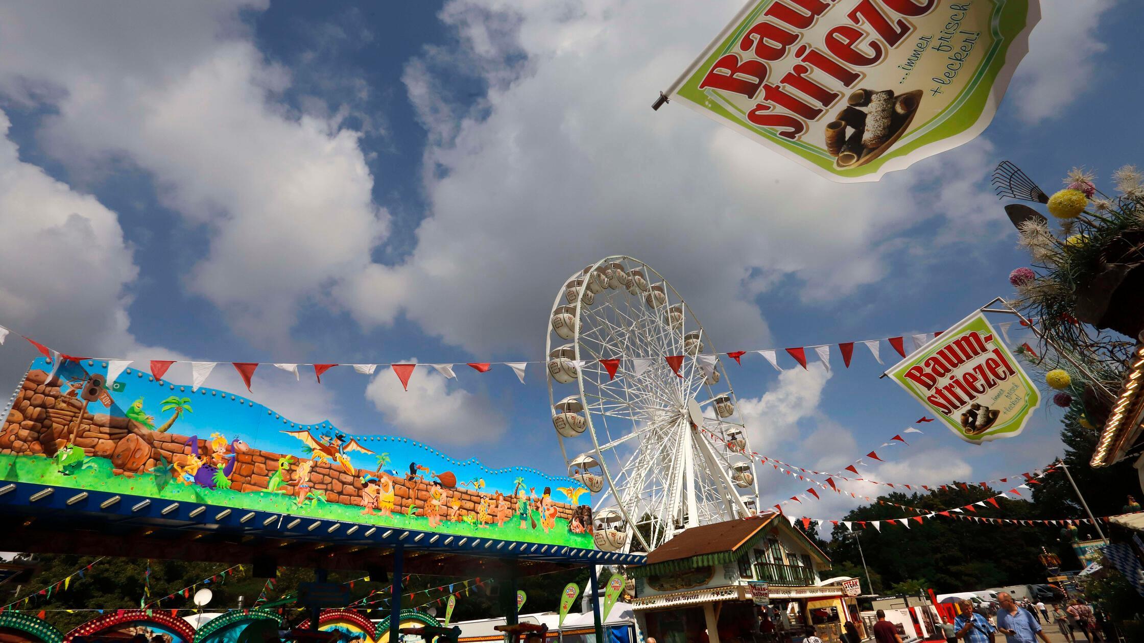 Bierpreis und Programm: Das ist auf dem N&uuml;rnberger Herbst-Volksfest 2024 geboten
