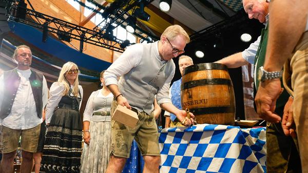 090824_di_volksfest06