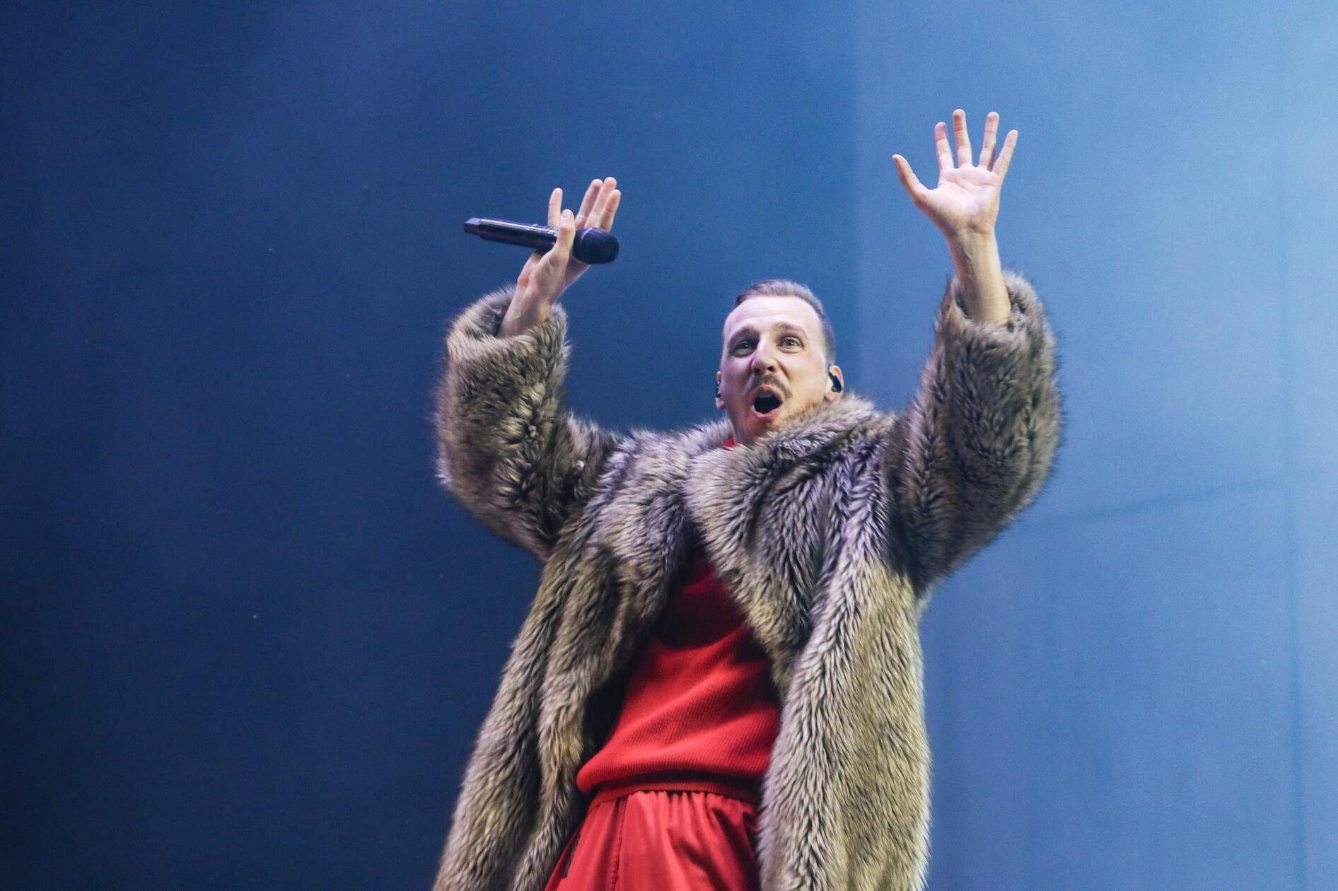 Alligatoah war Teil der Band "Trailerpark" und beherrscht auch das Schauspiel.