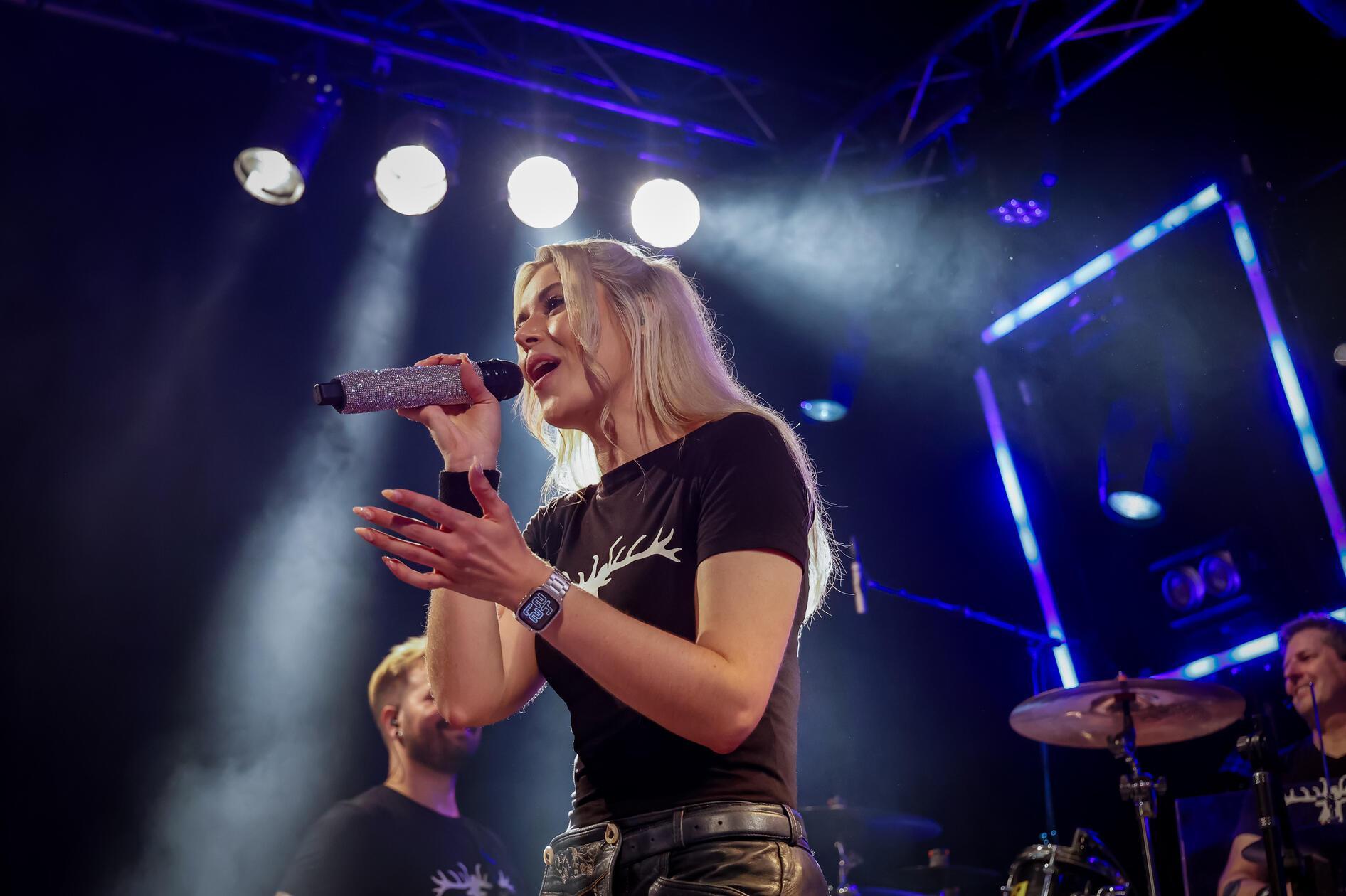 "Klostergold" in der kleinen Jurahalle.