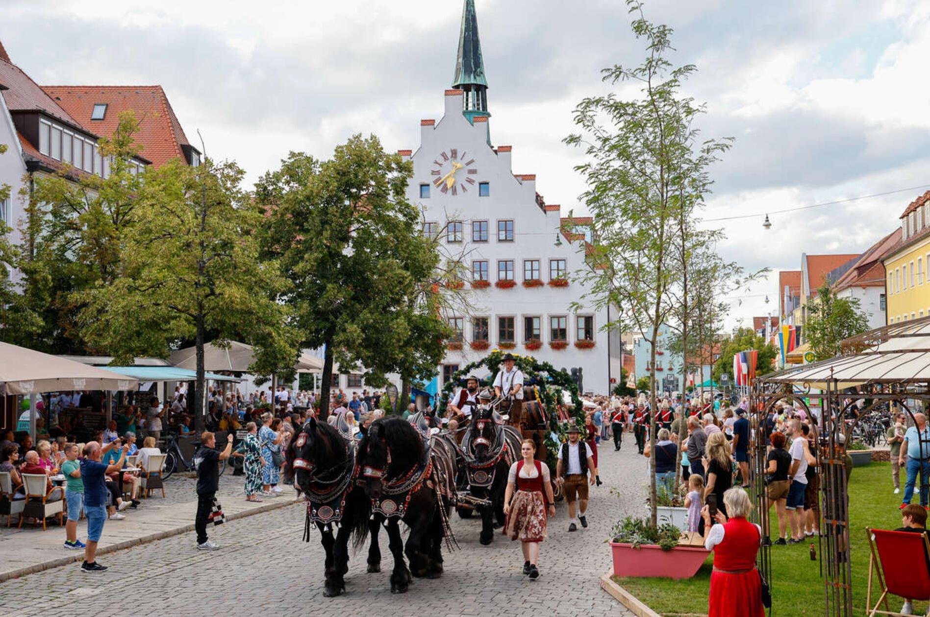 Der Auszug vom Rathaus.