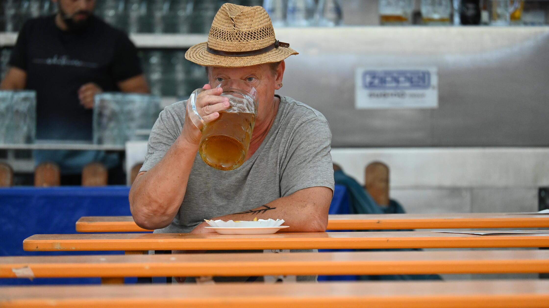 Nur ein Phantom? Wittmann Franz war nicht auf dem Burgfest - ist er jetzt auf der Rother Kirchweih?