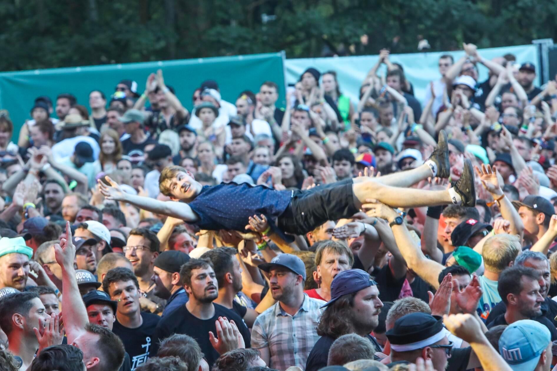 Die Crowd eskaliert...