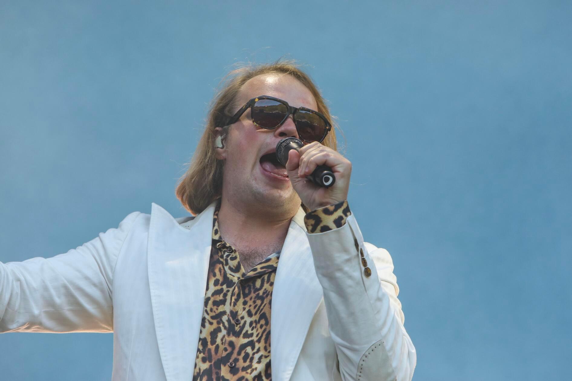 Zuvor zelebrieren Roy Bianco & Die Abbrunzati Boys feinsten Pseudo-80er-Italo-Schlager.