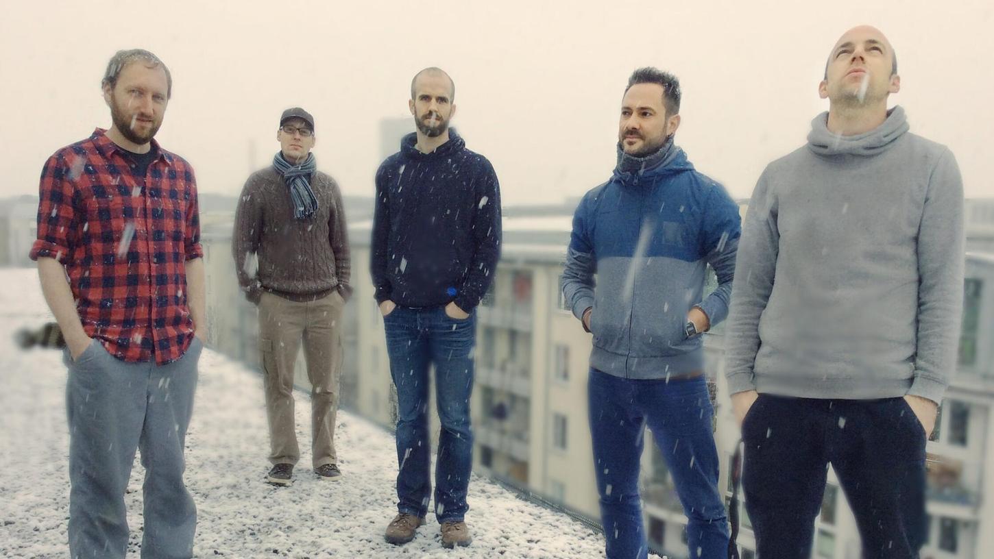 Die Band Mars Mushrooms aus Adelmannsdorf (Landkreis Ansbach) wird mit dem regionalen Pop-Preis ausgezeichnet. Die Band Mars Mushrooms aus Adelmannsdorf (Landkreis Ansbach) wird mit dem regionalen Pop-Preis ausgezeichnet.