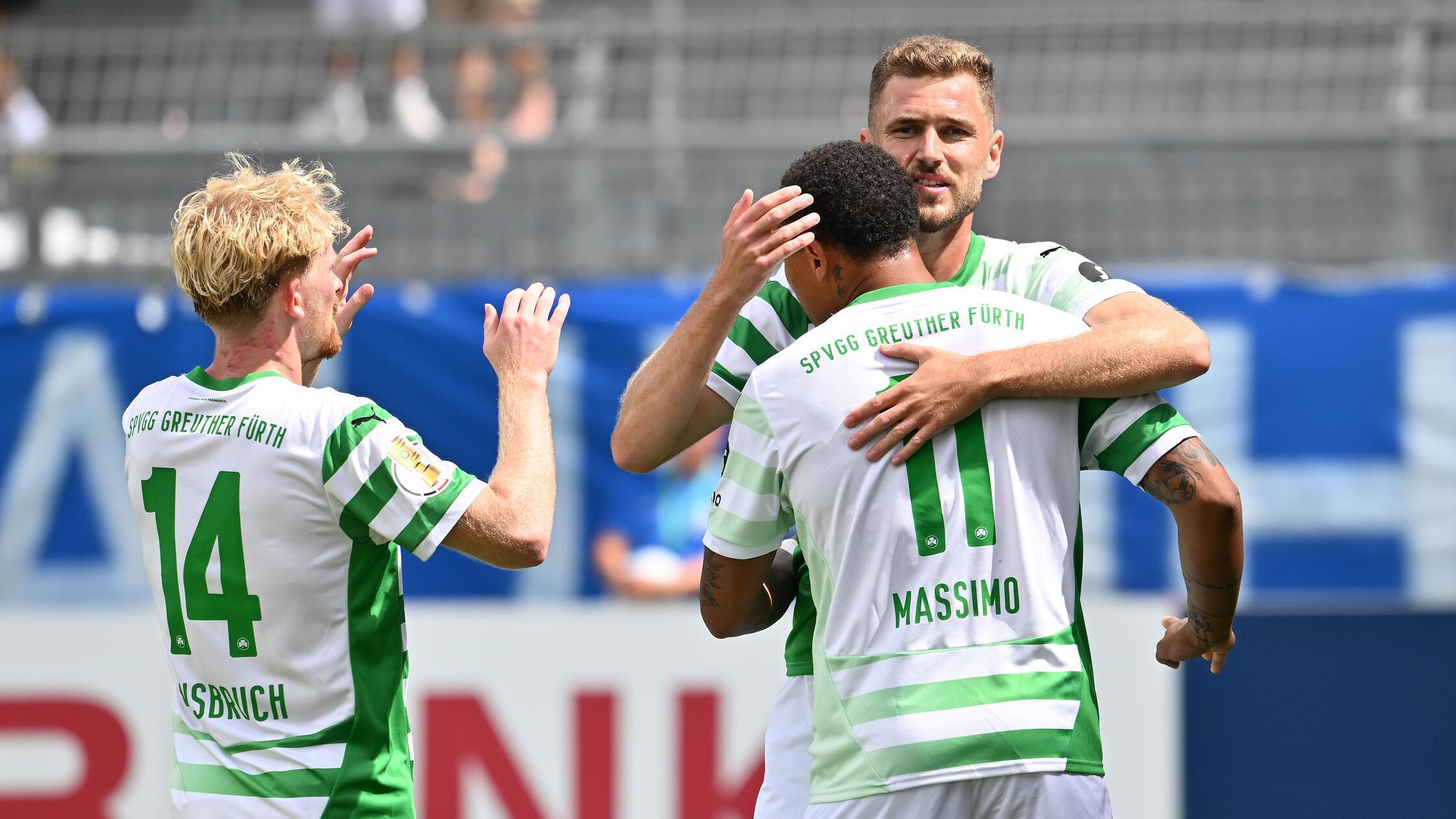 SpVgg Greuther Fürth gewinnt im DFB-Pokal 2:0 bei Schott Mainz - der ...