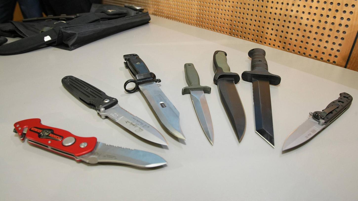 Messer spielen für Einsatzkräfte der Polizei eine immer größere Rolle. Messer spielen für Einsatzkräfte der Polizei eine immer größere Rolle.
