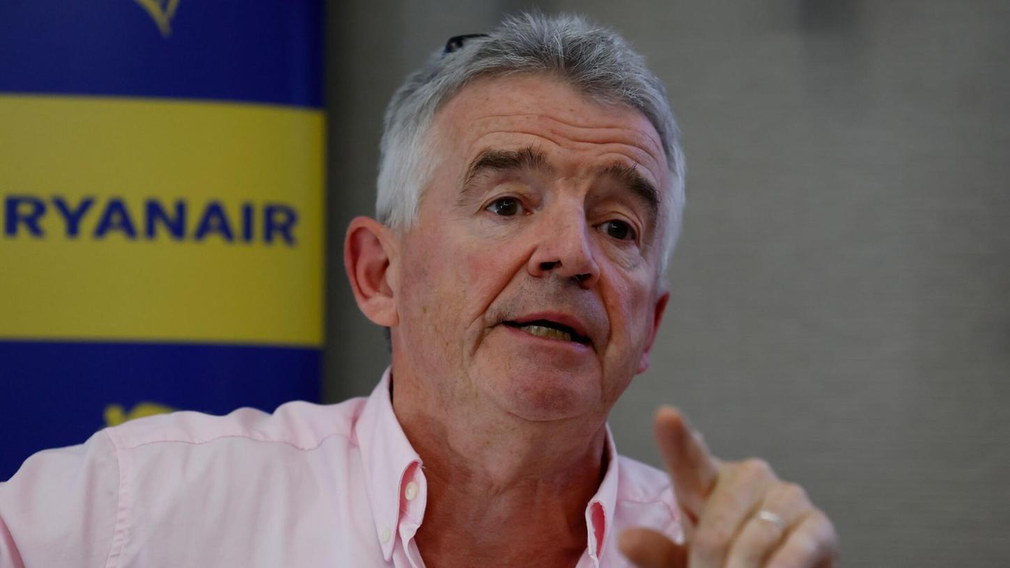 Ryanair-Chef O’Leary fordert ein Getränkelimit für Passagiere vor dem Flug. (Archivbild) Ryanair-Chef O’Leary fordert ein Getränkelimit für Passagiere vor dem Flug. (Archivbild)