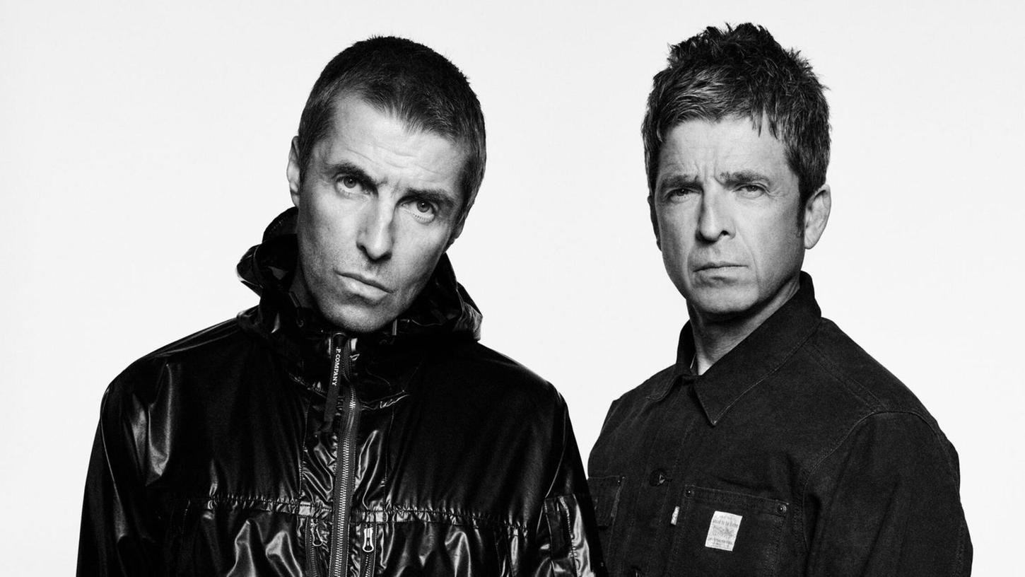 Die Gallagher-Brüder wollen mit Oasis insgesamt 13 Konzerte in Großbritannien spielen. Die Gallagher-Brüder wollen mit Oasis insgesamt 13 Konzerte in Großbritannien spielen.