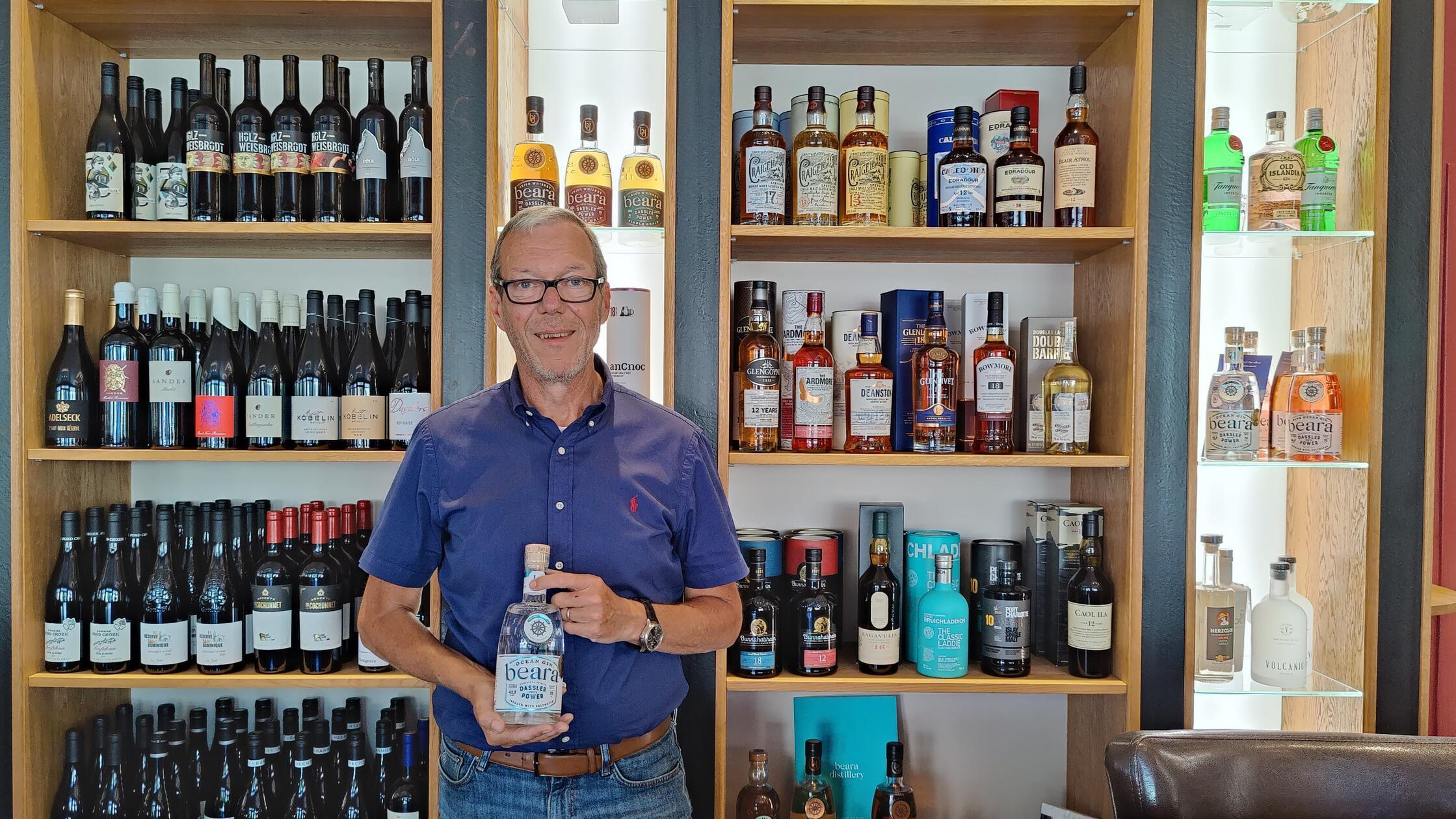 Hype um Gin: Enkel des Puma-Gründers Dassler verkauft eigene Kreation ... Hype um Gin: Enkel des Puma-Gründers Dassler verkauft eigene Kreation ...