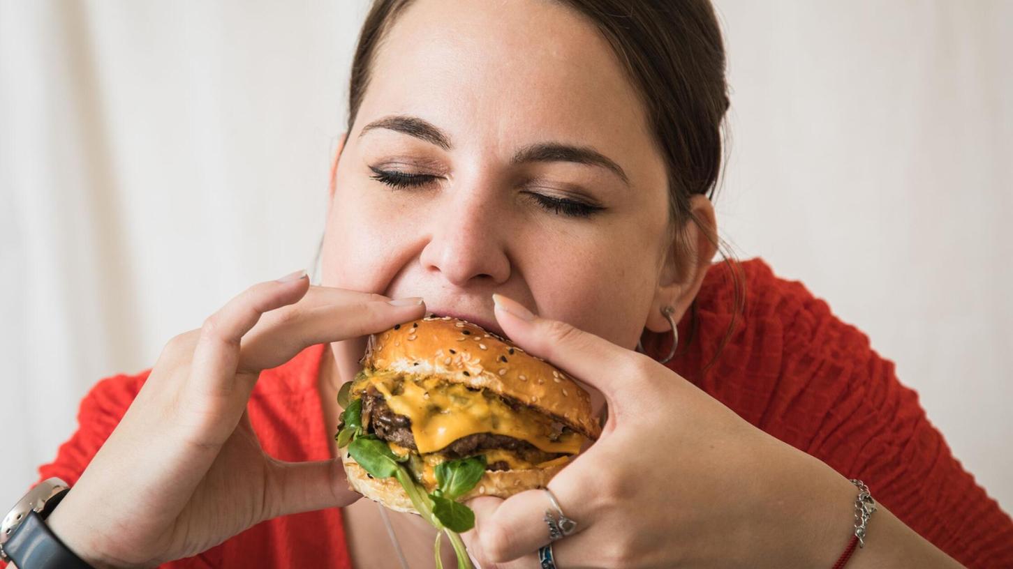Burger- und Fast-Food-Fans im Landkreis Nürnberg haben künftig noch mehr Auswahlmöglichkeiten: Eine neue Filiale einer großen Kette soll entstehen (Symbolbild). Burger- und Fast-Food-Fans im Landkreis Nürnberg haben künftig noch mehr Auswahlmöglichkeiten: Eine neue Filiale einer großen Kette soll entstehen (Symbolbild).