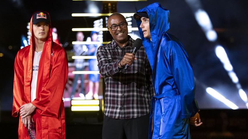 Warholm (l) und Duplantis (r) wurden wie Boxer präsentiert. Warholm (l) und Duplantis (r) wurden wie Boxer präsentiert.