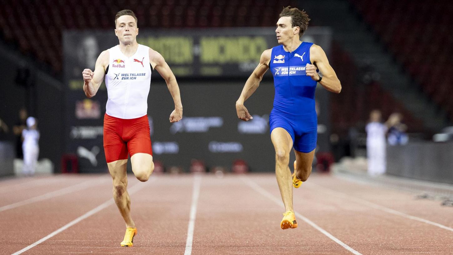 Stabhochspringer Armand Duplantis ließ Hürdenläufer Karsten Warholm keine Chance über 100 Meter. Stabhochspringer Armand Duplantis ließ Hürdenläufer Karsten Warholm keine Chance über 100 Meter.