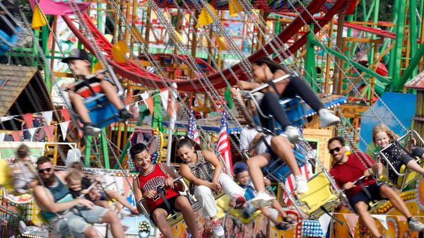 "Es war wieder ein wunderbares, friedliches Familienfest", so Kalb weiter. Auch die beiden Feuerwerke seien sehr gut angenommen worden. Die Schausteller zeigen sich rundum zufrieden.