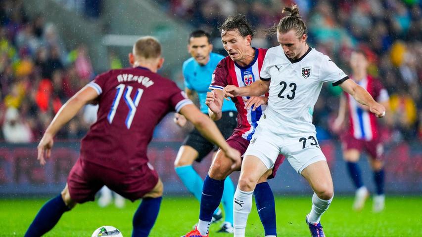 Patrick Wimmer (r) leitete den Ausgleich für Österreich ein. Patrick Wimmer (r) leitete den Ausgleich für Österreich ein.