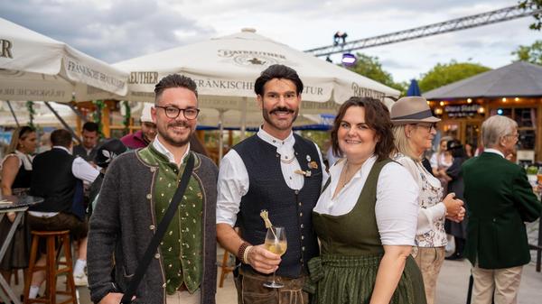 Beim Pre-Opening des Nürnberger Altstadtfestes feierten geladene Gäste im "Kuhstall" von Christian Wagner.