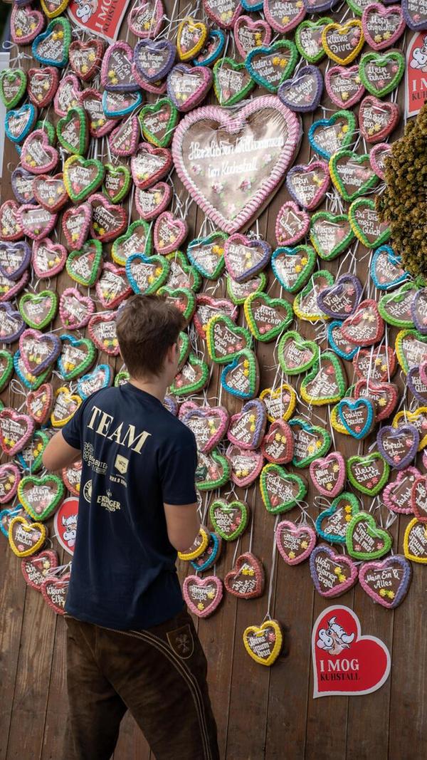 Beim Pre-Opening des Nürnberger Altstadtfestes feierten geladene Gäste im "Kuhstall" von Christian Wagner.