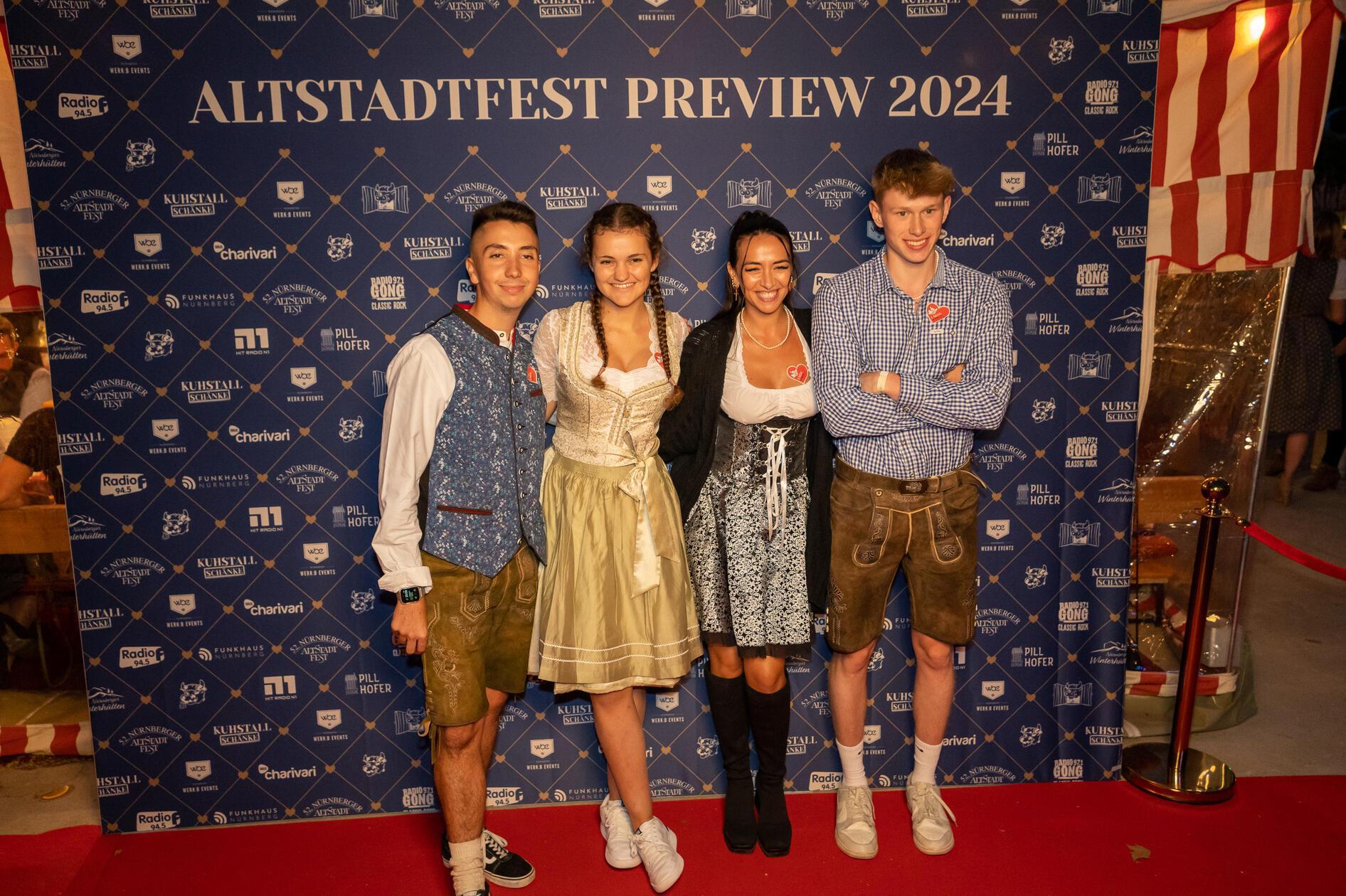 Beim Pre-Opening des Nürnberger Altstadtfestes feierten geladene Gäste im "Kuhstall" von Christian Wagner.