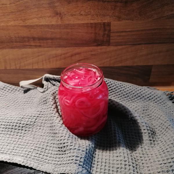 Andere Begleiter zur Käseplatte