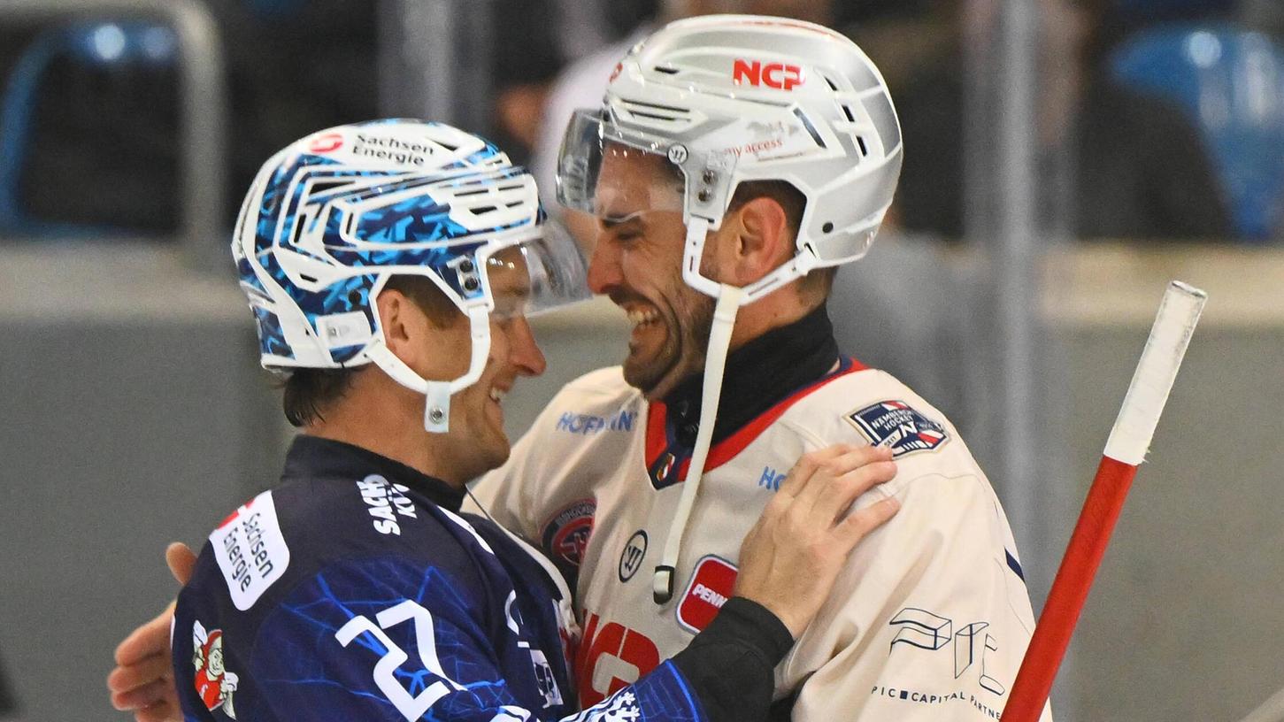 Müssen künftig auf weitere Testspiele hoffen, wenn sie miteinander lachen wollen: Dane Fox (links) und Constantin Braun. Müssen künftig auf weitere Testspiele hoffen, wenn sie miteinander lachen wollen: Dane Fox (links) und Constantin Braun.