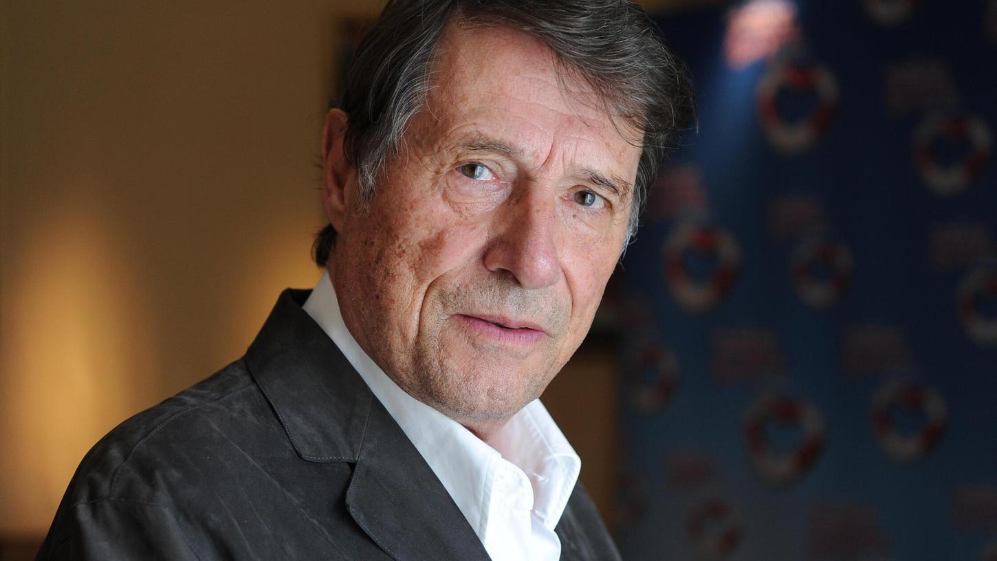 Ein Song von Udo Jürgens war lange in Vergessenheit geraten, jetzt wird er als Single posthum veröffentlicht. Ein Song von Udo Jürgens war lange in Vergessenheit geraten, jetzt wird er als Single posthum veröffentlicht.