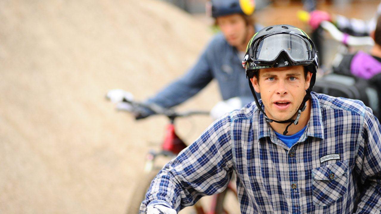 Der 28-jährige Profi Cameron Zink aus Amerika fährt künftig auf Mountainbikes aus Forchheim.