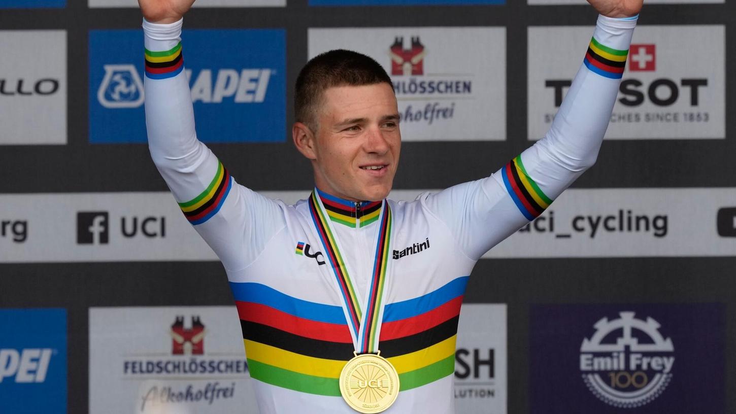 Evenepoel gewann in Zürich Gold im WM-Zeitfahren. Evenepoel gewann in Zürich Gold im WM-Zeitfahren.