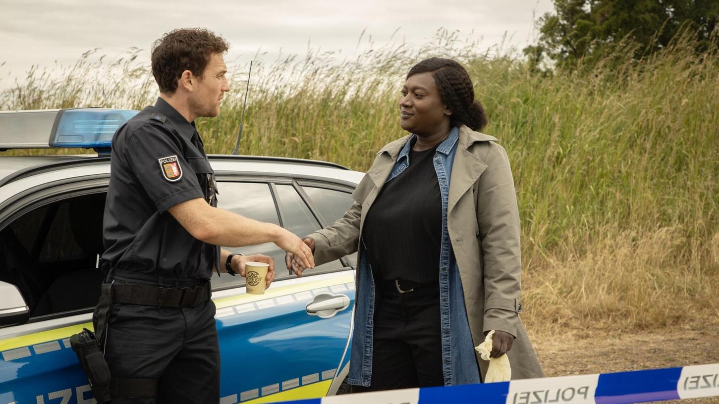 Neu im ZDF: Ermittlerin Gloria Acheampong, gespielt von Thelma Buabeng. Neu im ZDF: Ermittlerin Gloria Acheampong, gespielt von Thelma Buabeng.