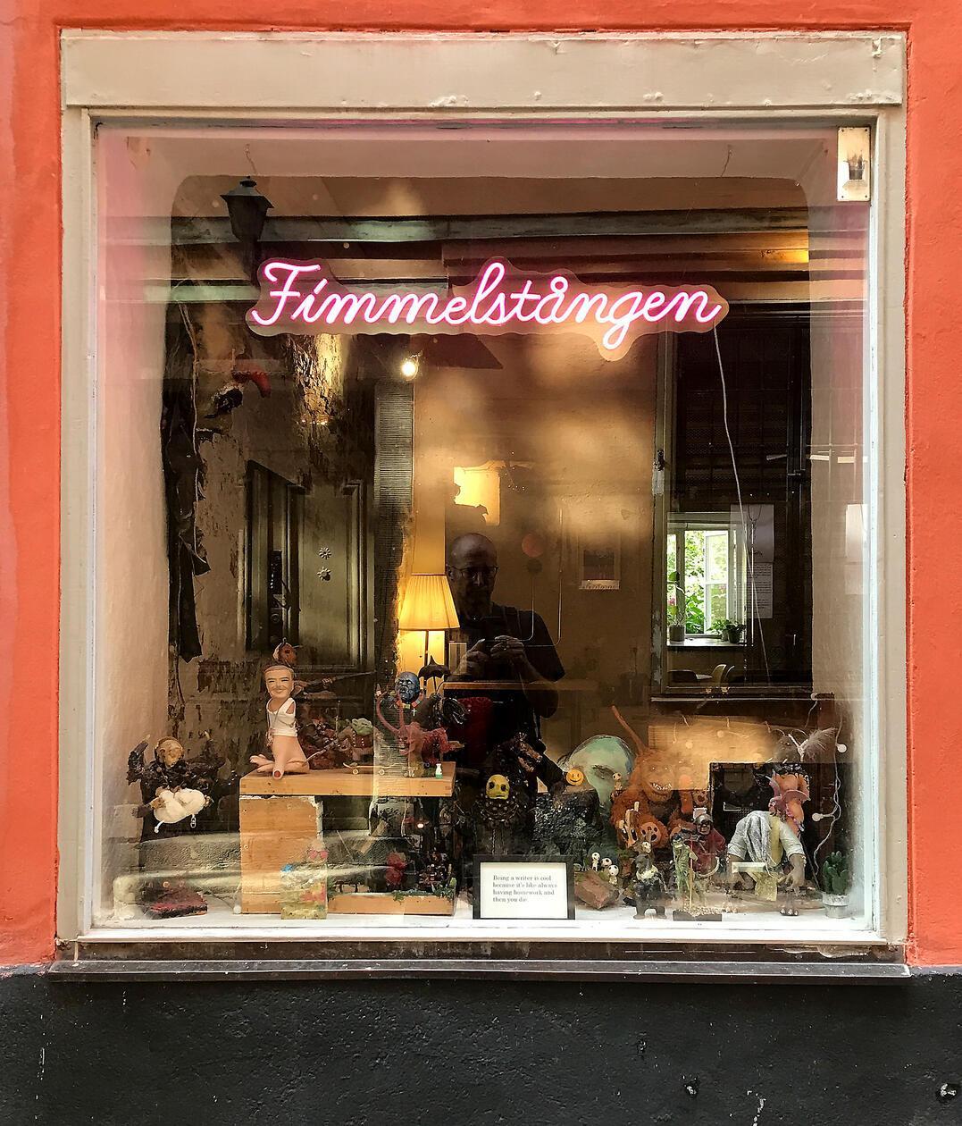 "Fimmelstangen": Wieder eines dieser schönen schwedischen Wörter an einem Schaufenster.