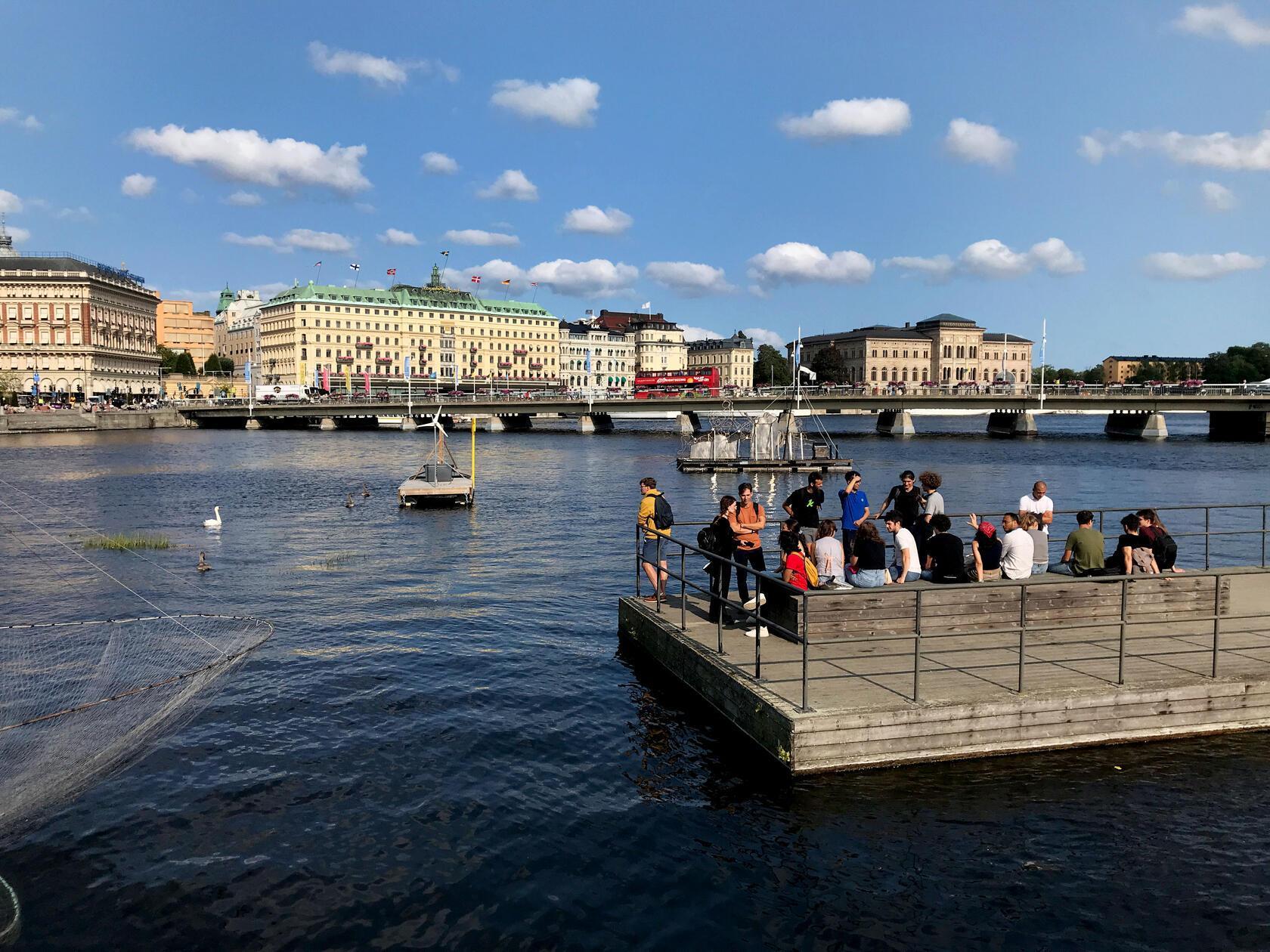 Wasser, Wolken, Sonne: Blick vom Park Riksplan in Richtung Grand Hotel.