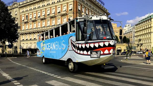 Quer durch Stockholm mit dem etwas anderen Touristenbus.