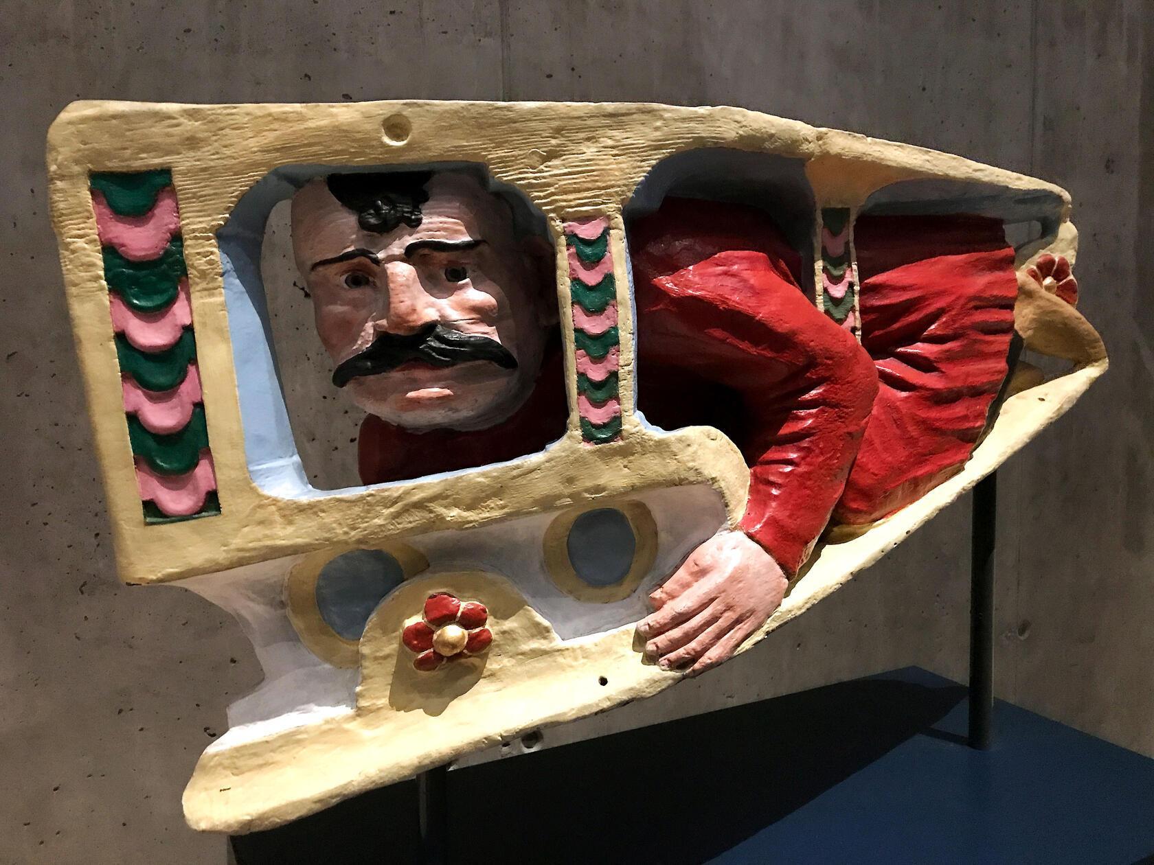 Ein Museum für ein einziges Schiff, dessen Geschichte es in sich hat: Hier ein Detail der Kriegsgaleone Vasa, die kurz nach ihrem Auslaufen im August 1628 sank und gut 300 Jahre später geborgen wurde. Im Vasa-Museum ist das unglaublich gut erhaltene Schiff zu bestaunen und auf mehreren Ebenen wird dessen Geschichte und die der Ertrunkenen erzählt.