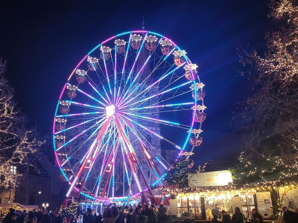 Nürnberger Winterrad bei Nacht Nürnberger Winterrad bei Nacht