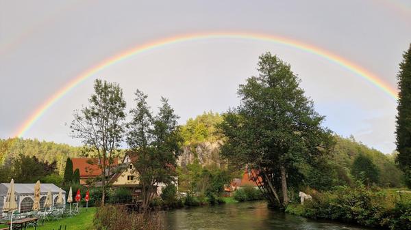 Traumhafter Regenbogen über Lungsdorf.