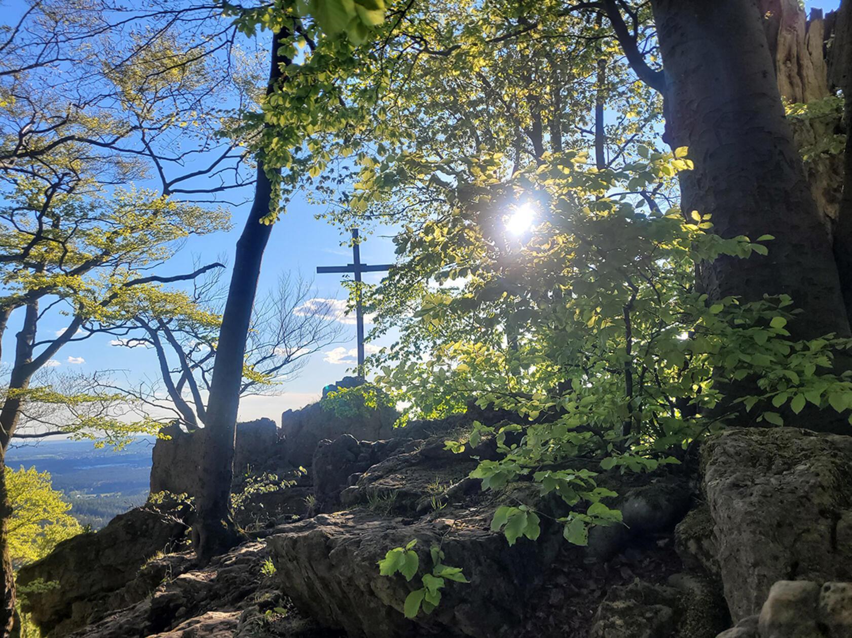 Der Glatzenstein im April.