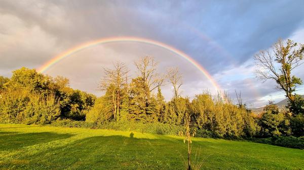 Traumhafter Regenbogen, fotografiert von der Schillinggasse in Hersbruck aus von unserem Leser Florian Hartmann.