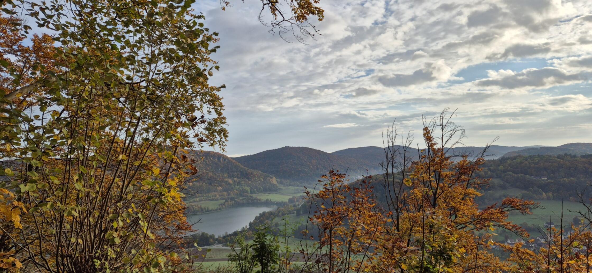 Morgenstimmung mit Blick vom Jungfernsprung nach Kainsbach.